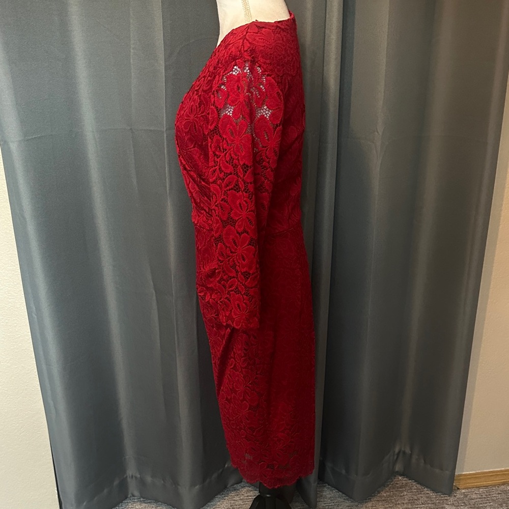Cranberry Red Stretchy Lace Midi Dress - Picture 4 of 10
